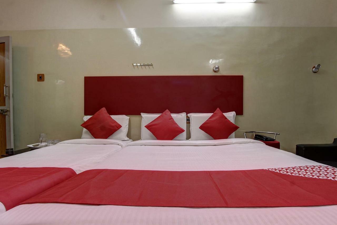 מלון טירונלוולי Oyo 44419 Syed Park Residency חדר תמונה